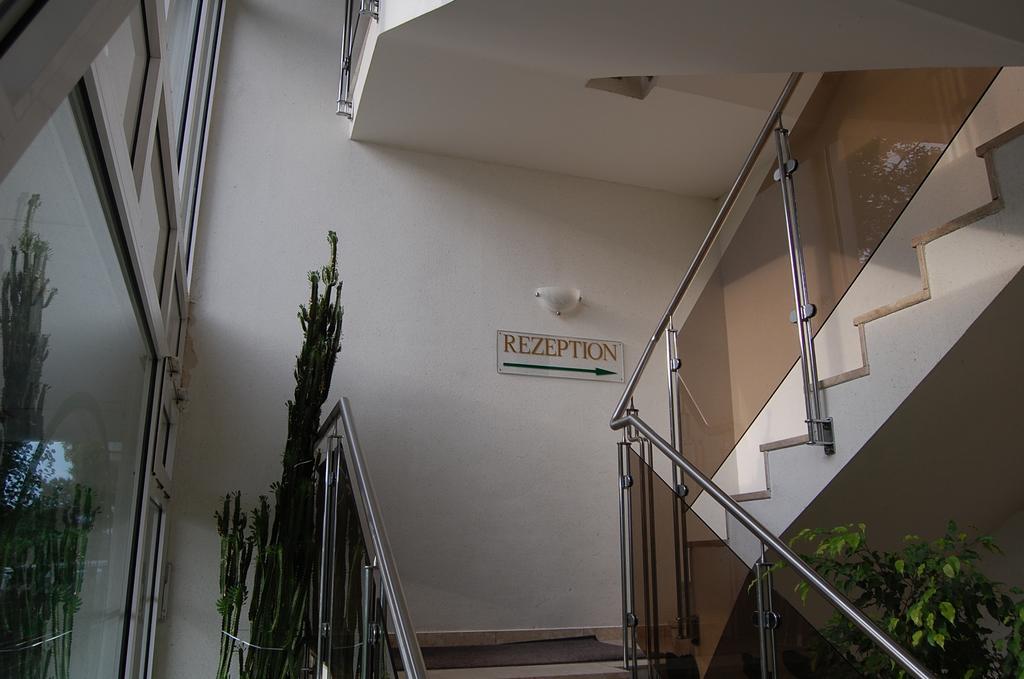 Hotel Jahnke Neubrandenburg Bagian luar foto