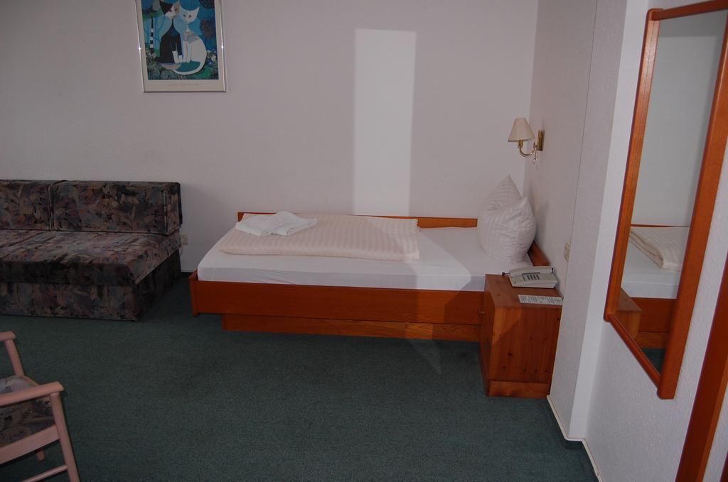 Hotel Jahnke Neubrandenburg Ruang foto